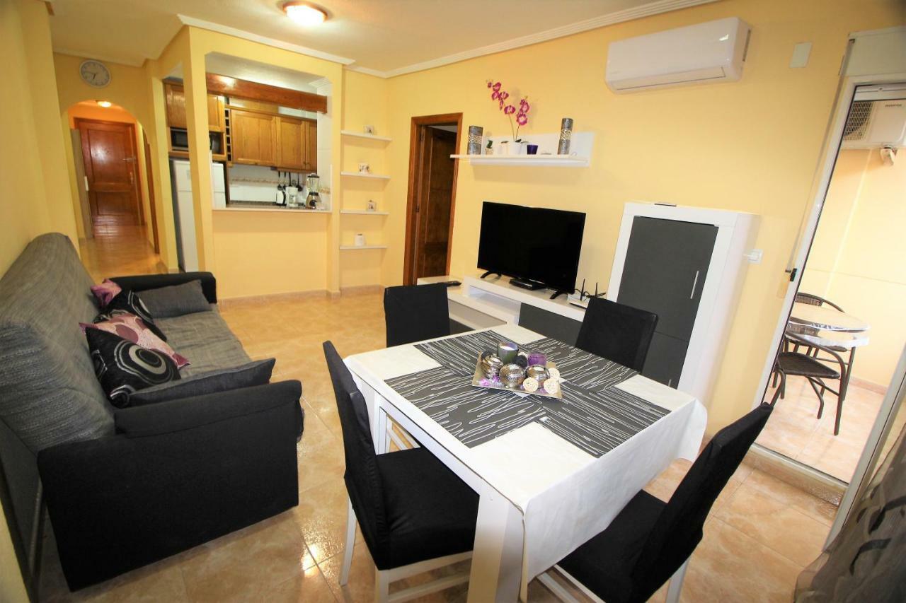 Daniela Apartament Torrevieja Exterior foto