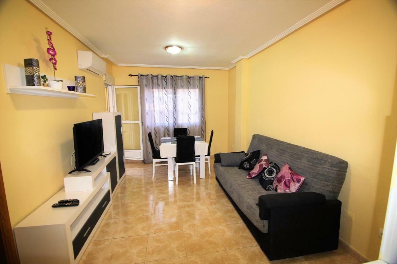 Daniela Apartament Torrevieja Exterior foto